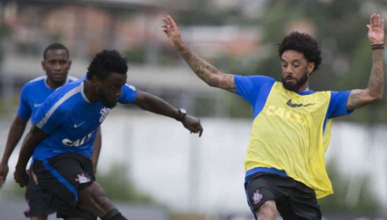 Mendoza e Cristian estão fora dos planos em 2017