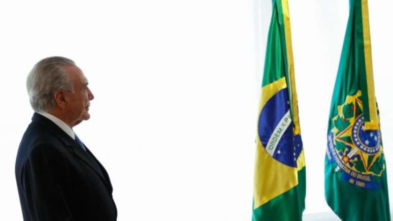 TSE analisa se chapa composta por Dilma e Temer cometeu irregularidades