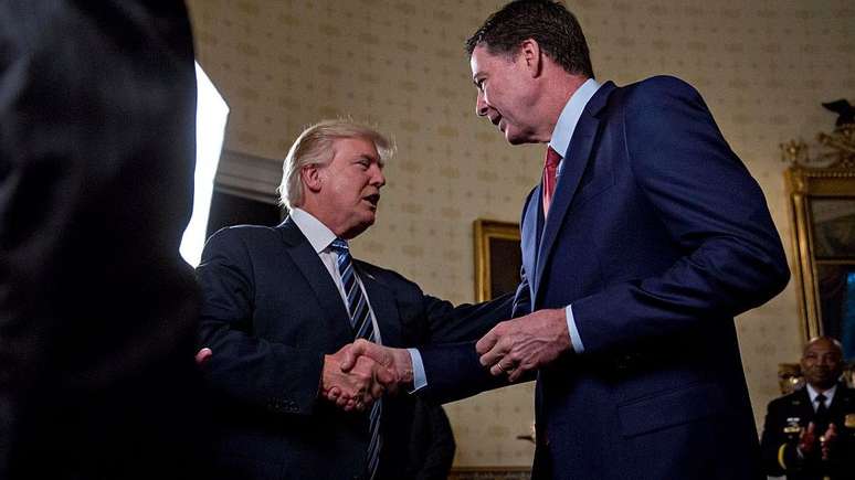 Donald Trump e James Comey em foto de arquivo