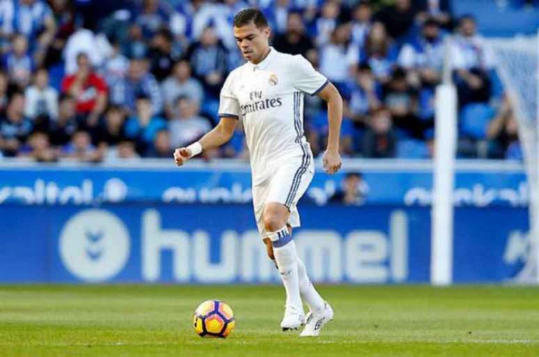 Pepe não renovará seu contrato com o Real Madrid (Foto: Reprodução / Twitter)
