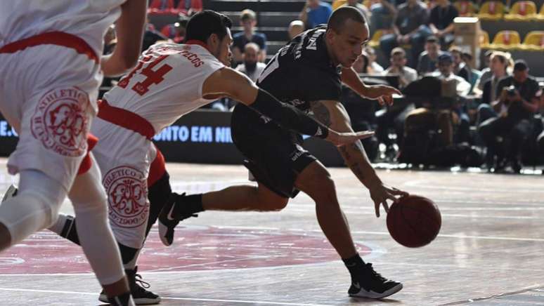 Alex Garcia foi o destaque da quarta partida da decisão entre Bauru e Paulistano (Foto: João Pires/LNB)