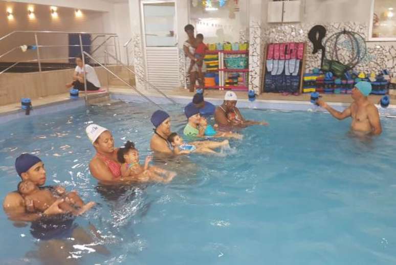 As aulas gratuitas de hidroterapia atendem 150 famílias 