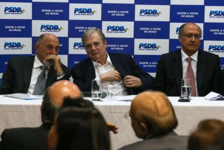 Simão Jatene, Tasso Jereissati e Geraldo Alckmin participam da reunião da Executiva Nacional do PSDB