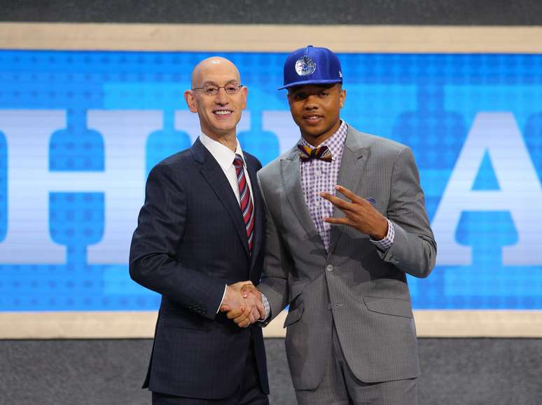 Markelle Fultz, armador da Universidade de Washington, foi selecionado pelo Philadelphia 76ers como a primeira escolha do draft da NBA