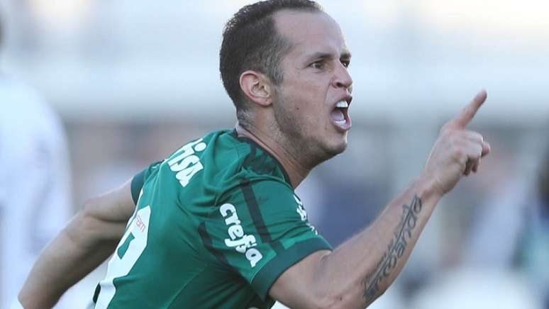 Guerra fez os dois gols da vitória de 2 a 1 do Palmeiras sobre a Ponte Preta, em Campinas