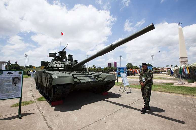 Tanque modelo T-72B1