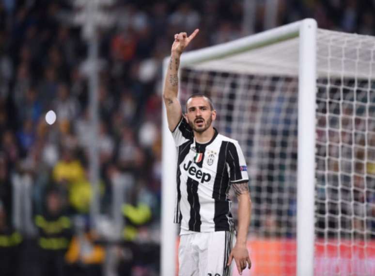 Bonucci entra na mira do Barcelona (Foto: FILIPPO MONTEFORTE / AFP)