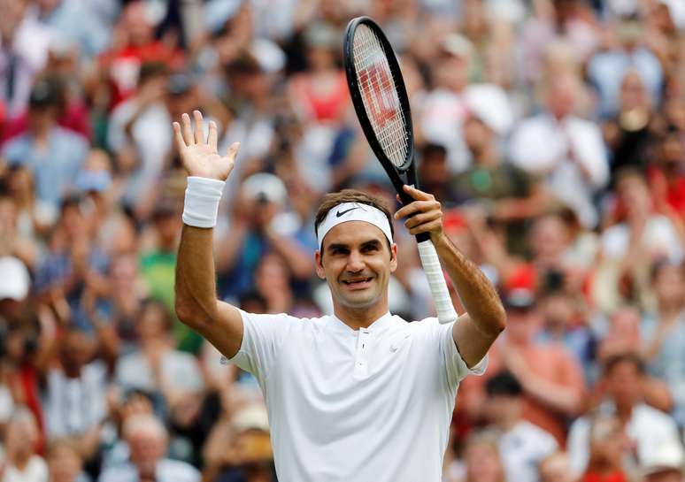 Roger Federer comemora sua vitória