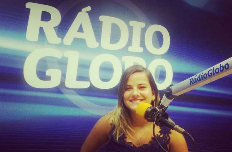Camila tem como objetivo na carreira jornal&iacute;stica se tornar uma comentarista