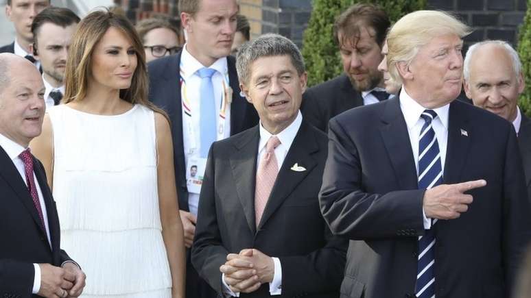 Sauer, aqui com Melania e Donald Trump, fez algumas aparições ao lado de sua mulher na cúpula do G20 