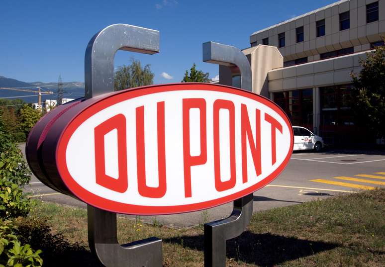 Centro de pesquisa da DuPont em Meyrin, perto de Genebra  04/08/2009 REUTERS/Denis Balibouse