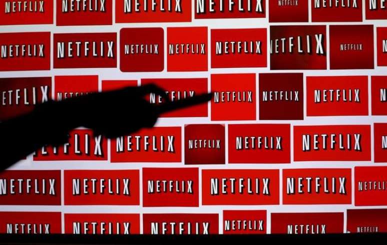 Netflix é uma das empresas impactadas pelo compartilhamento de senhas de usuário
14/10/2014 REUTERS/Mike Blake/File Photo