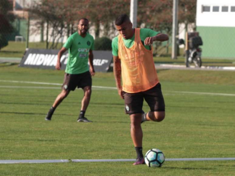 Carleto será titular do Coritiba pela segunda vez na Série A (Foto: Divulgação/ Coritiba)