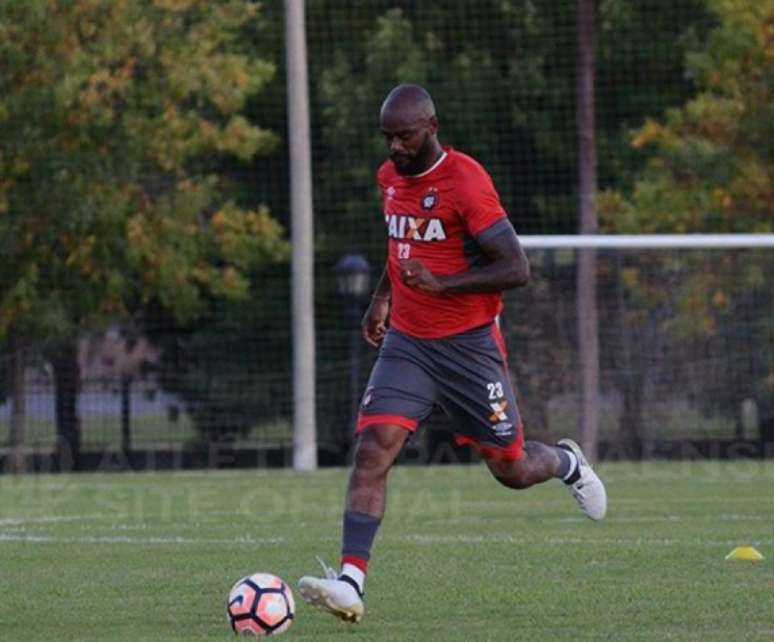 Grafite estaria na lista de desejos do Internacional (Divulgação/Atlético-PR)