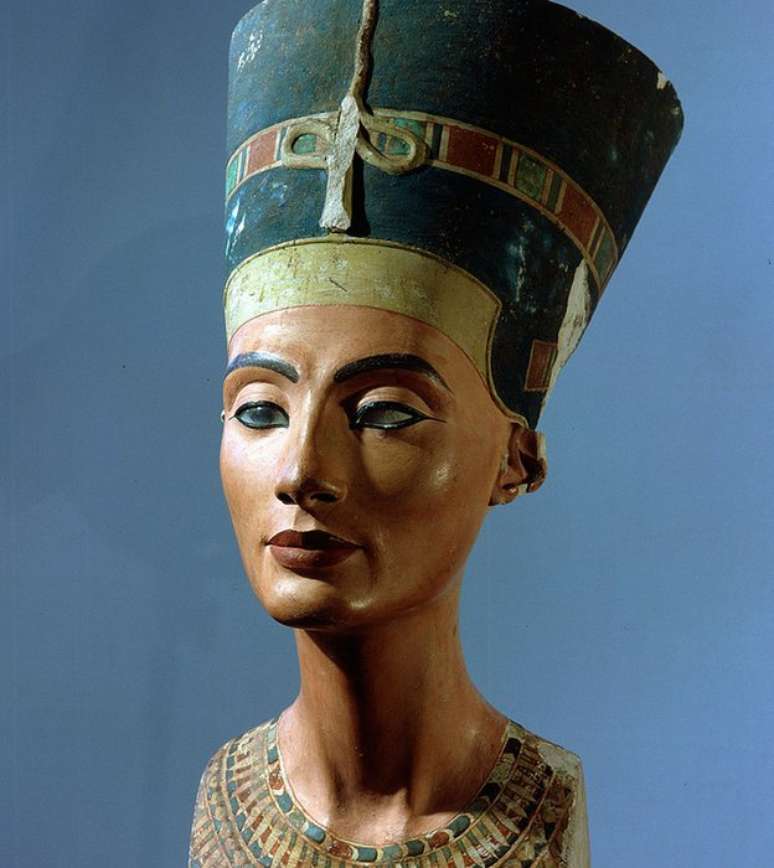 Busto de Nefertiti