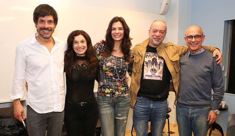 Daniel Alvim, Tuna Dwek, Helena Ranaldi, Ed Anderson e Francisco Medeiros: o amor em cena