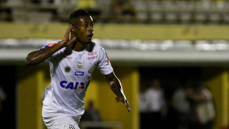 Bruno Henrique é um dos principais jogadores do Peixe (Foto: Ricardo Moreira / Fotoarena)