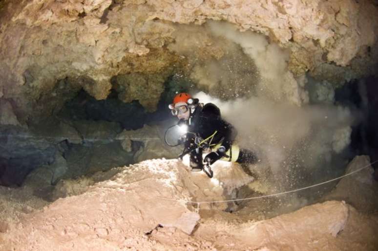 É fácil dispersar sedimentos nas cavernas submarinas de Maiorca 