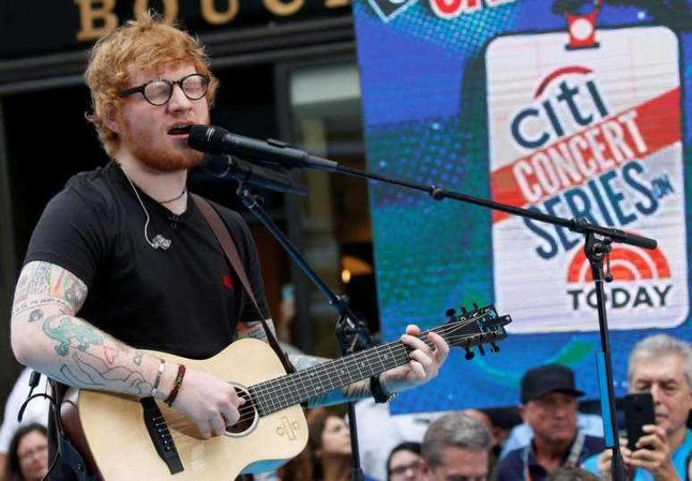 Cantor Ed Sheeran se apresenta no programa 'Today' da NBC em Nova York, EUA. 6 /07/ 2017. REUTERS/Brendan McDermid 