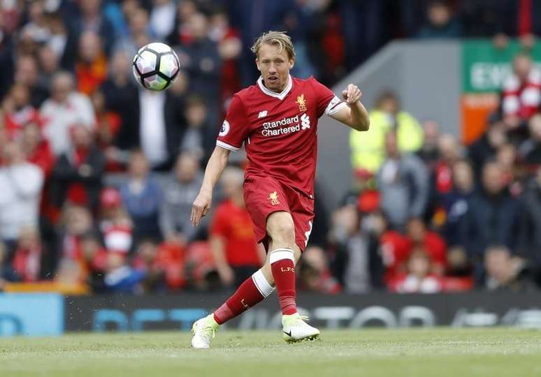 Lucas Leiva durante partida do Liverpool pelo Campeonato Ingl&ecirc;s
21/05/2017 Action Images via Reuters/Carl Recine