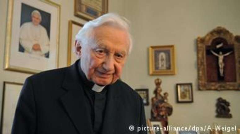 Georg Ratzinger, irmão do papa emérito, é acusado de omissão