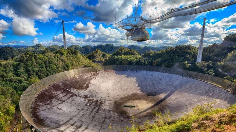 O radiotelescópio de Arecibo, em Porto Rico, é o mais sensível do mundo 