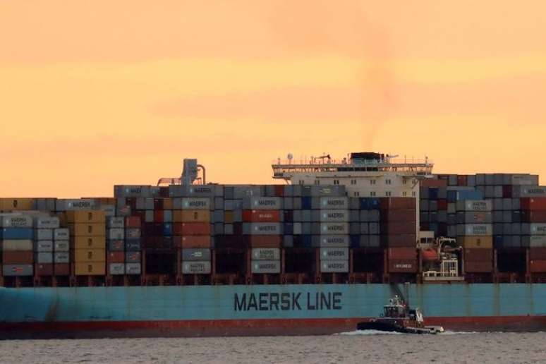 Navio da Maersk no pordo de Nova York
27/06/2017 REUTERS/Brendan McDermid