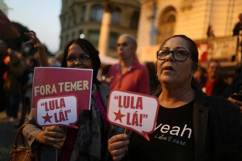Manifestação em favor de Lula no Rio de Janeiro
 20/7/2017    REUTERS/Pilar Olivares