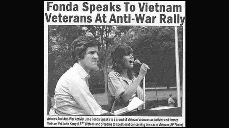Se John Kerry encontrou-se com Jane Fonda nos anos 1970, não foi neste dia: especialistas descobriram composição na foto