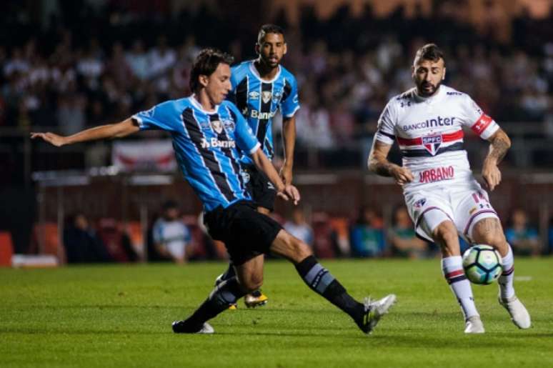 Duelo de Tricolores acabou empatado em 1 a 1 (Foto: Maurício Rummens/LANCE!Press/Foto Arena)