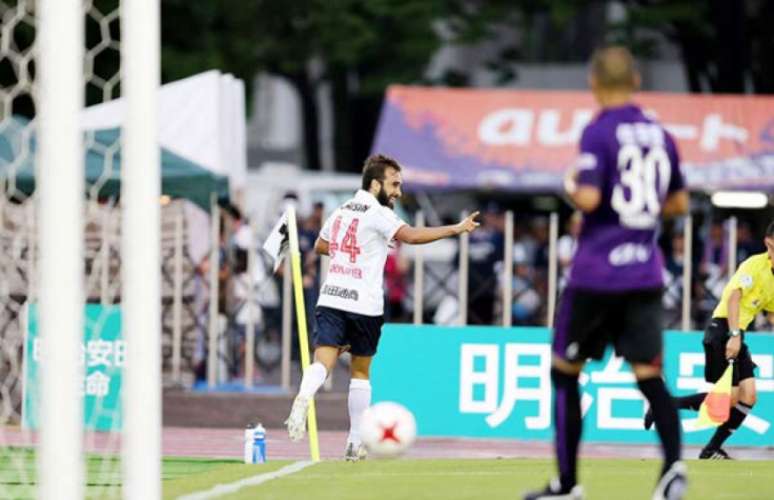Gabriel Xavier estreou com gol no Japão (Foto: Divulgação / Site Oficial do Nagoya)