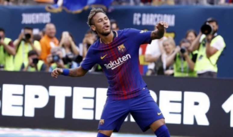 Neymar está com o Barça em pré-temporada