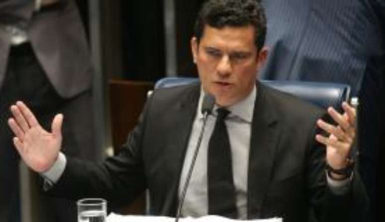 Para Sérgio Moro, Bendine apresenta &quot;múltiplus risco à ordem pública&quot;