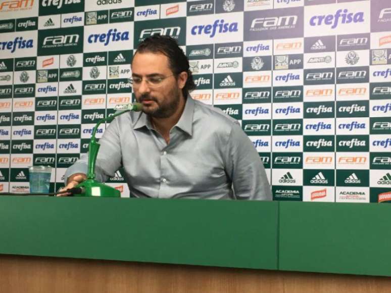 Alexandre Mattos durante a entrevista coletiva desta terça-feira (Foto: Fellipe Lucena)