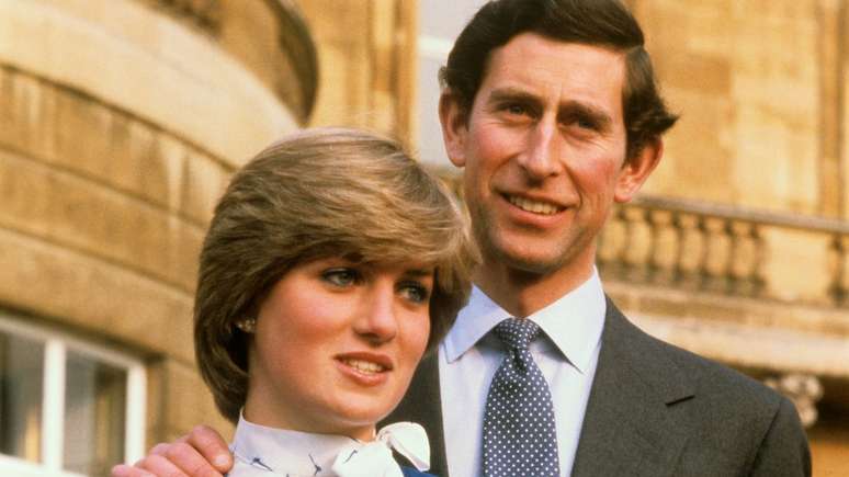 O casamento problemático de Diana e o Príncipe Charles é discutido nas gravações 