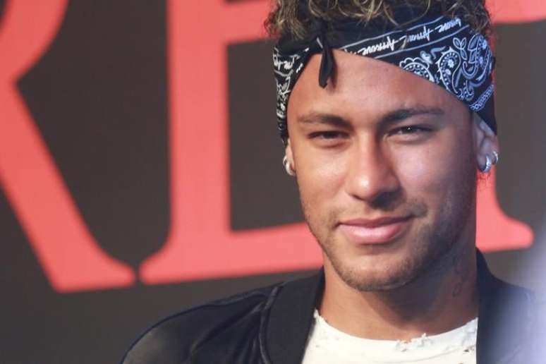 Neymar durante evento de moda em Xangai
 31/7/2017    REUTERS