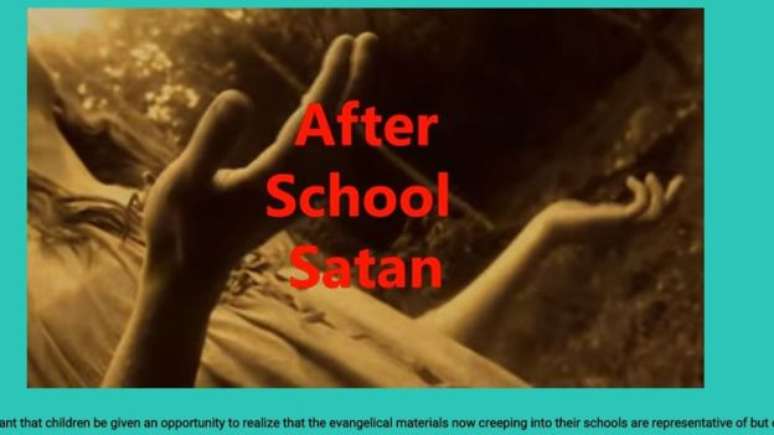 Vídeo promocional do curso tem sons invertidos e imagens de crianças intercaladas com aranhas, bodes com longos chifres e outros símbolos satânicos, em que o grupo convoca estudantes para &#039;aprender e se divertir&#039; com satanismo 