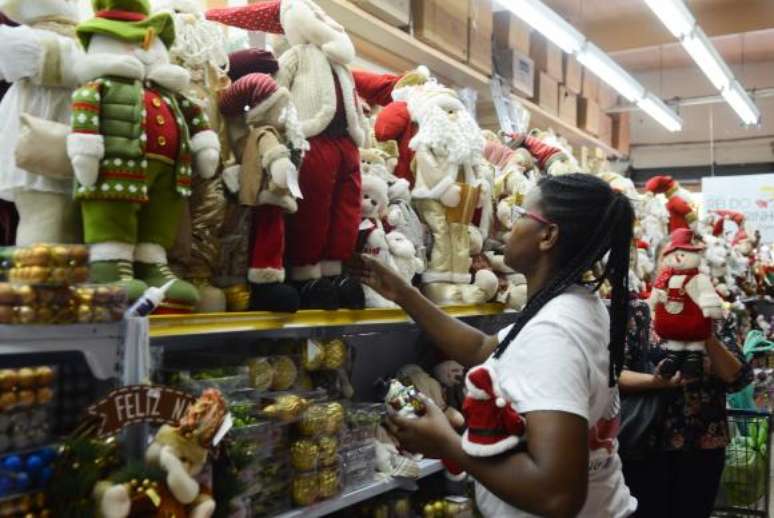 O comércio lojista do Rio de Janeiro projeta crescimento de 2% nas vendas no Dia dos Pais