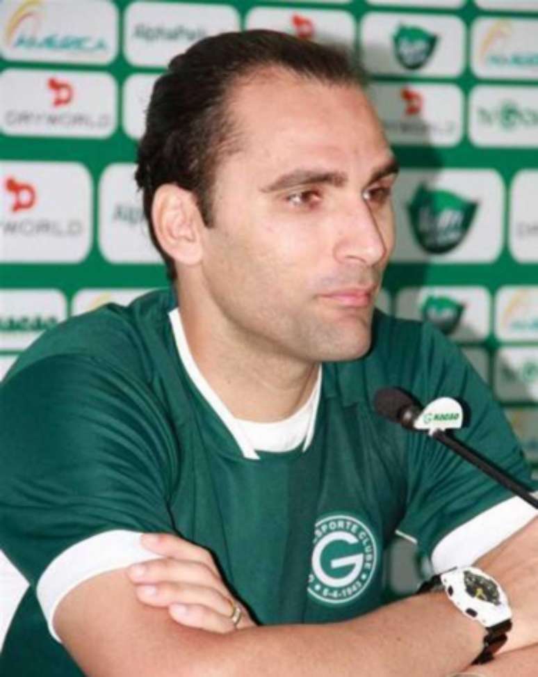 Léo Gamalho (Foto: Divulgação/Goiás)