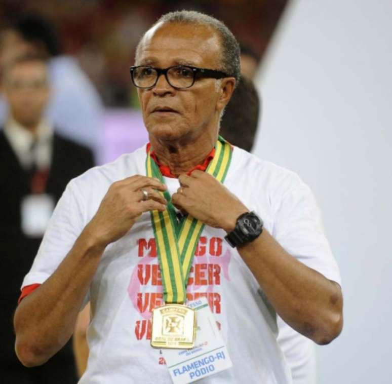 Jayme foi campeão da Copa do Brasil comandando o Flamengo (Foto: DHAVID NORMANDO)