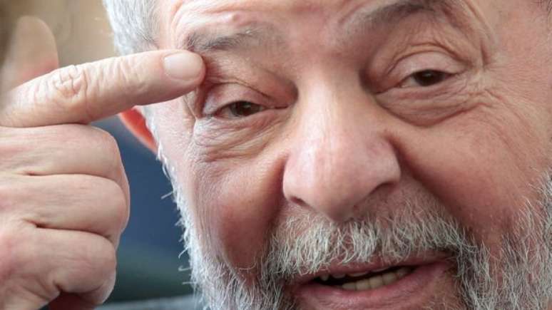 Principal crítica de Enéas a Lula era a baixa escolaridade do petista, diz historiador 