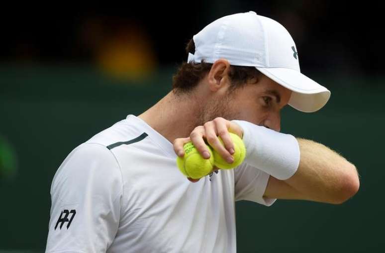 Andy Murray durante jogo das quartas de final de Wimbledon, em julho
12/07/2017
REUTERS/Toby Melville
