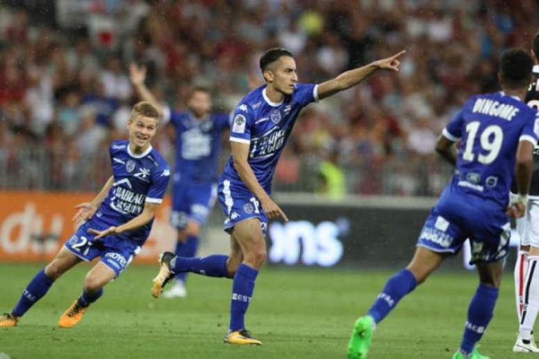 Khaoui fez o gol da vitória do Troyes (Foto: Valery Hache / AFP)