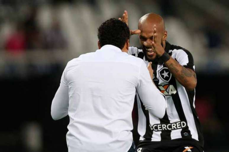 Com Jair Ventura, Bruno se tornou um dos jogadores mais importantes do time (Foto: Vitor Silva/SSPress/Botafogo)