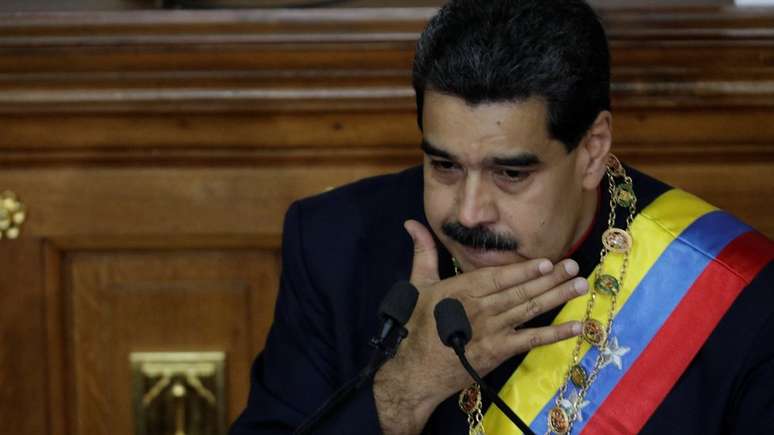 maduro discursa na assembleia constituinte