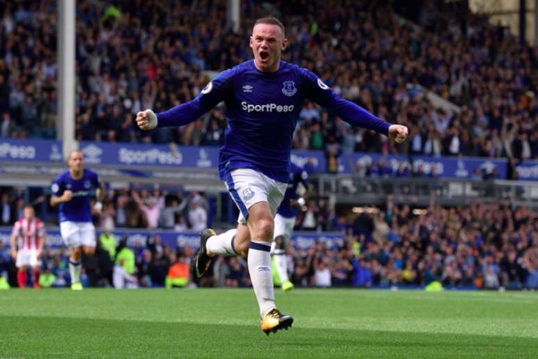 Rooney marca único gol da vitória do Everton (Foto: Divulgação)