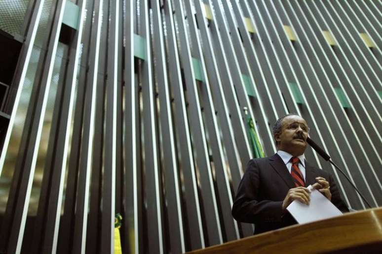 Deputado Vicente Cândido faz discurso na Câmara dos Deputados
 28/3/2012     REUTERS/Ueslei Marcelino 