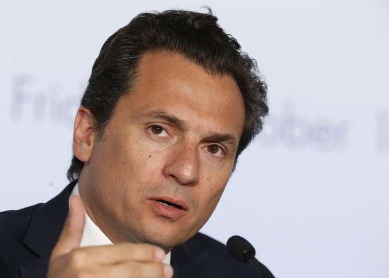 Ex-chefe da petroleira estatal mexicana Pemex Emilio Lozoya, durante cúpula em Paris 16/10/2015 REUTERS/Jacky Naegelen