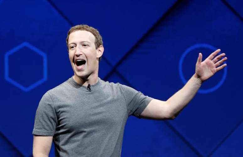 Fundador do Facebook, Mark Zuckerberg, durante conferência anual de desenvolvedores do Facebook F8 
18/04/2017
REUTERS/Stephen Lam