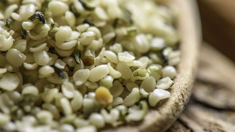 Sementes de c&acirc;nhamo